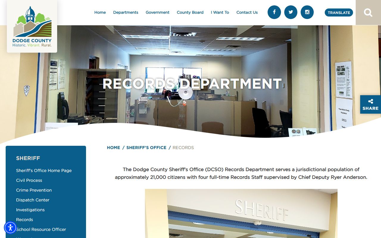 Dodge County Sheriff Records Unit page showing services, hours, and contact for police blotter requests